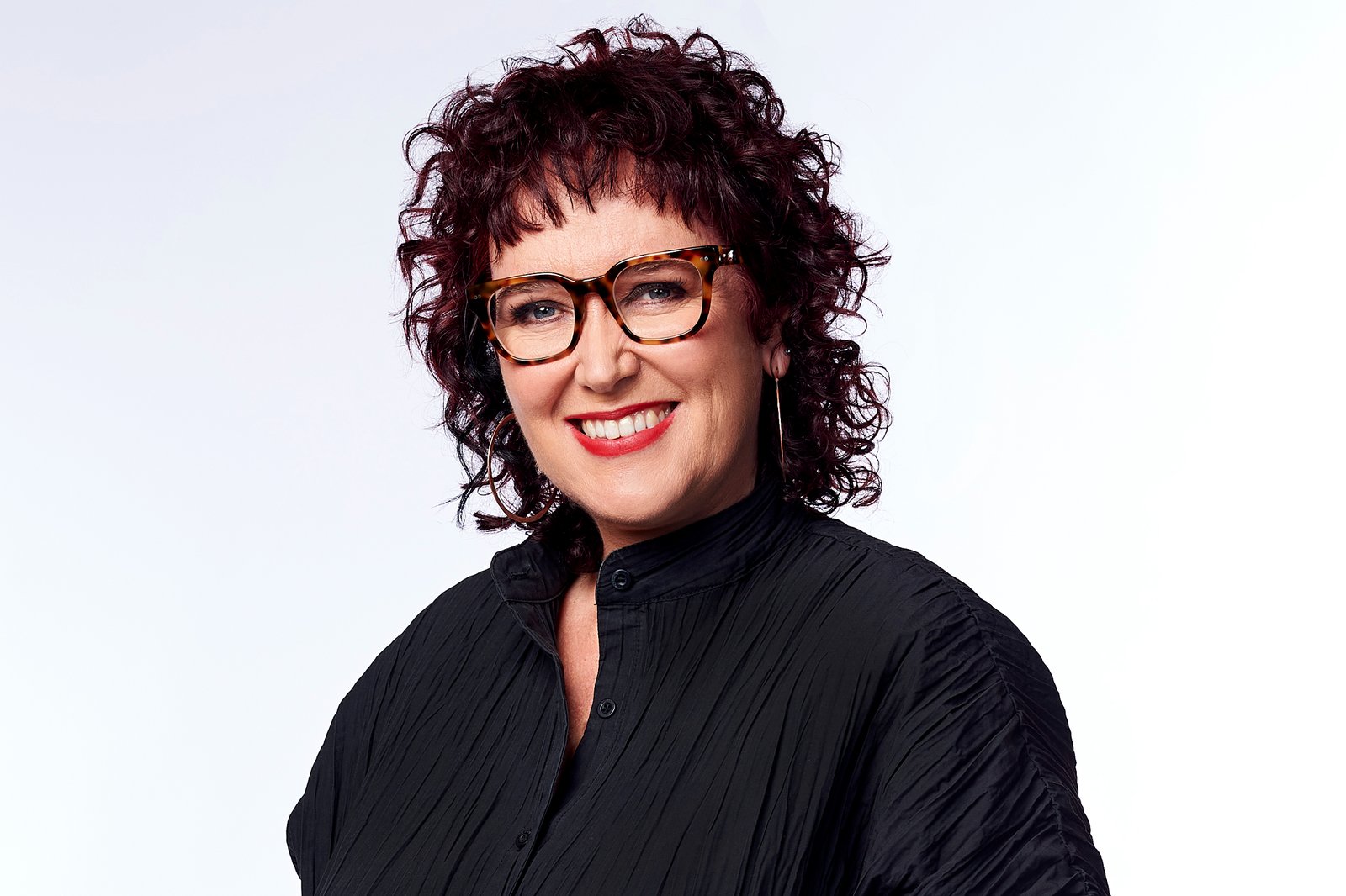 Natasha Mitchell is a multi-award-winning science and culture journalist, radio presenter, podcaster, and documentary maker.