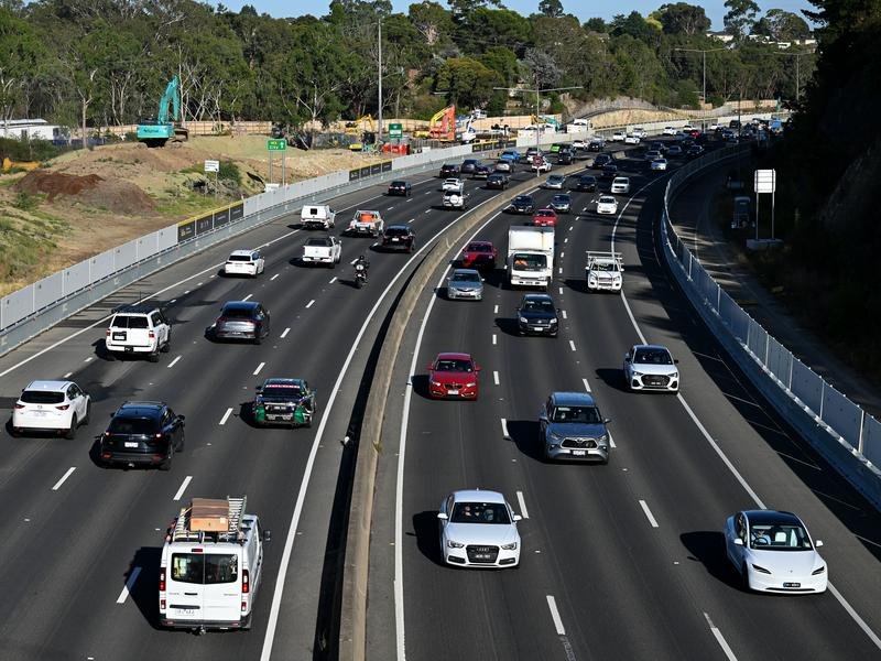 Cars driving in Melbourne